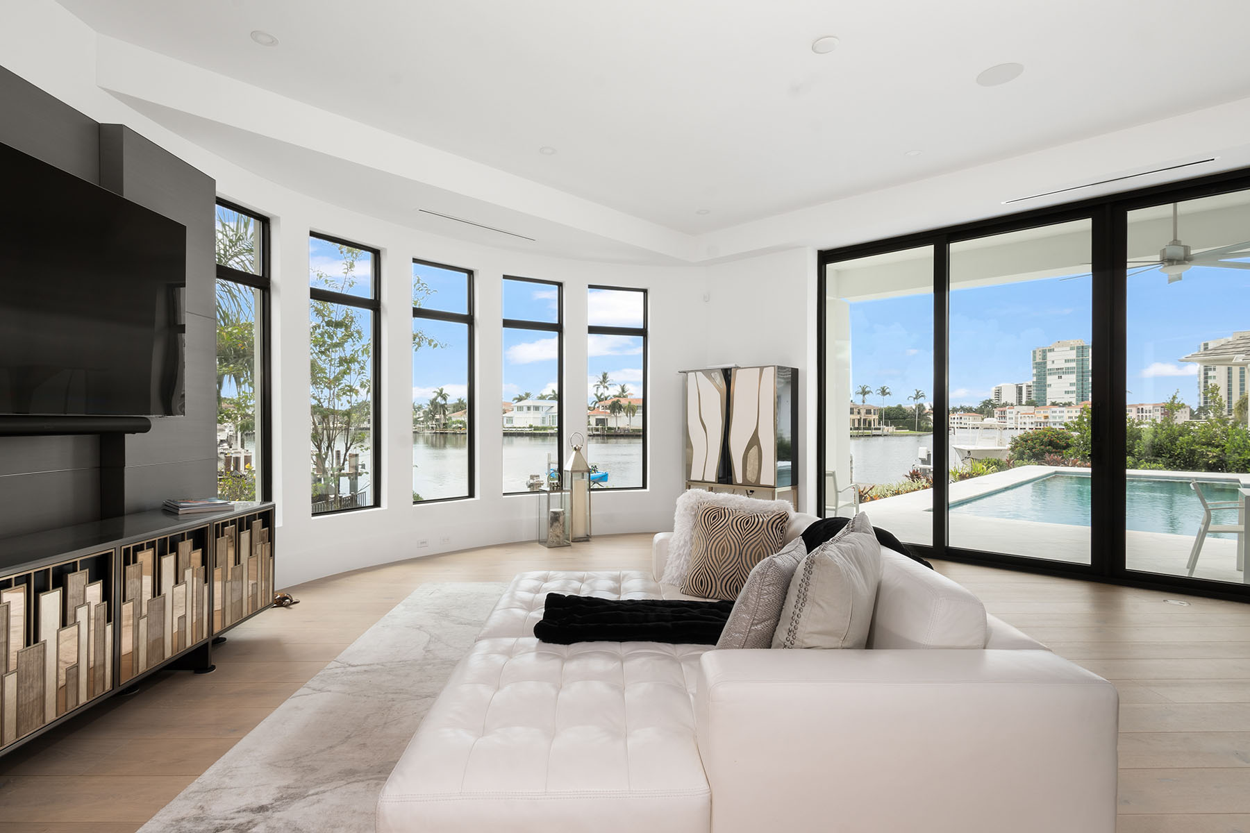 The Art of Blending Modern Upgrades with Classic Architecture